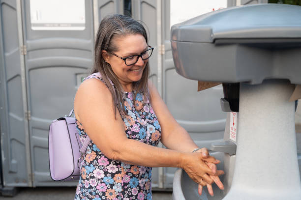Best Best portable toilet rental  in Burgaw, NC